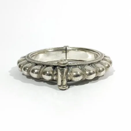 vintage ethnic bracelet in silver