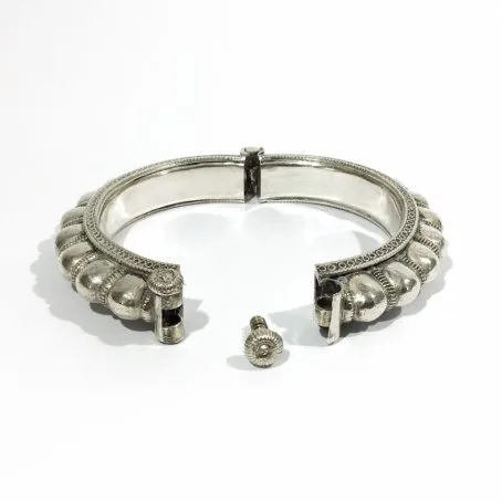 vintage ethnic bracelet detail in silver