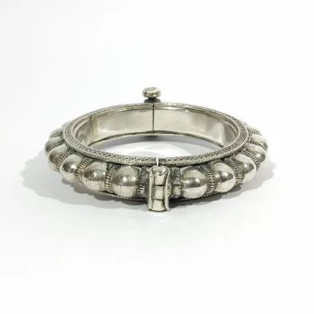 rare vintage ethnic bracelet in silver