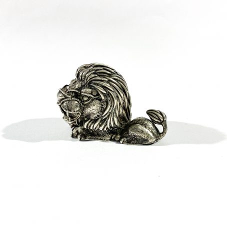 solid silver lion shape pillbox