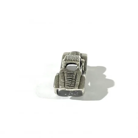 miniature retro car in silver - Image 5