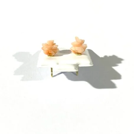 Lobe earrings with pink coral roses - Image 3