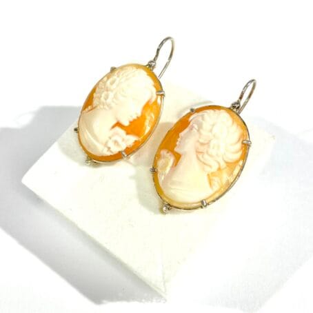 Earrings with great cammeo - Image 3