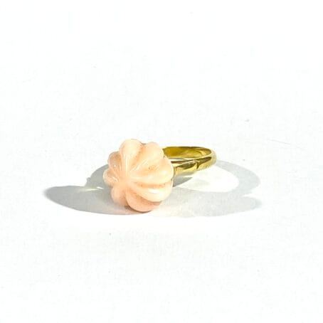 anello con cabochon corallo - immagine 8