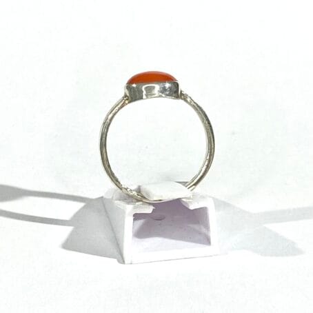 anello con  corallo rosso - immagine 2